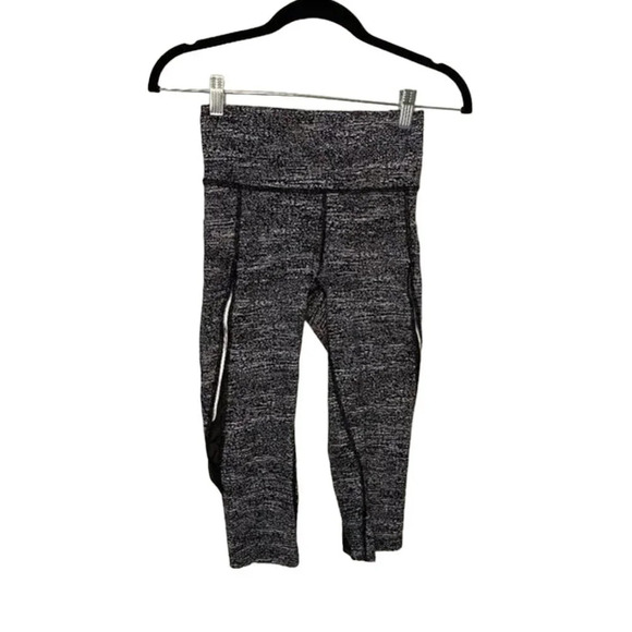 LULULEMON Cropped Mesh Detail Heathered Grey Running Tights - size 4 - Picture 1 of 4